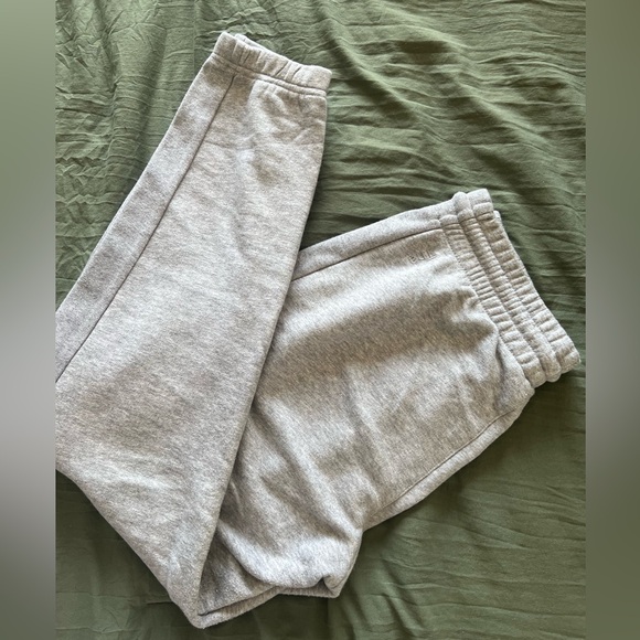 TNA ARTIZIA grey sweatpants/ joggers - Picture 1 of 4